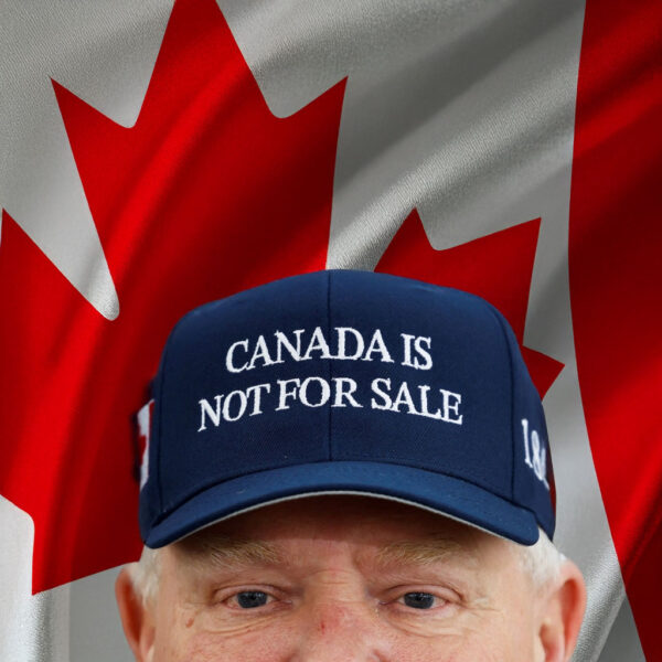 La casquette de Doug Ford «Canada is not for sale» fait réagir et voici où tu peux l'avoir